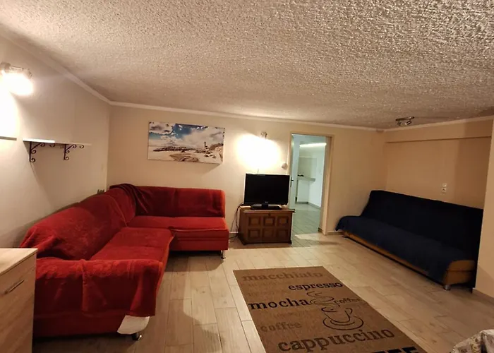 To Tu 山林小屋 *