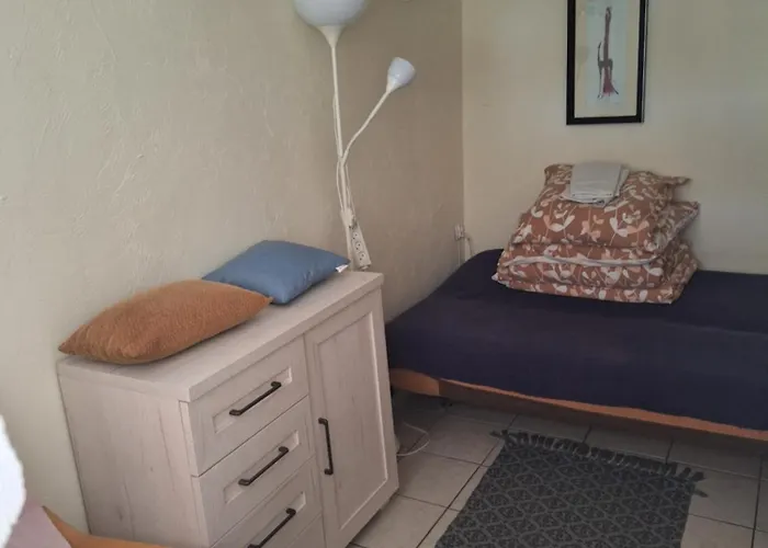 To Tu * 鲁恰内尼达